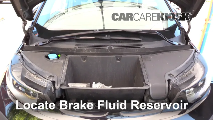 2017 BMW i3 Range Extender 0.6L 2 Cyl. Brake Fluid